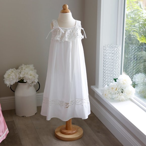 Strasburg Bella Luna White Cotton LIKE NEW Dress Crocheted Lace Beach Portrait - Picture 5 of 6